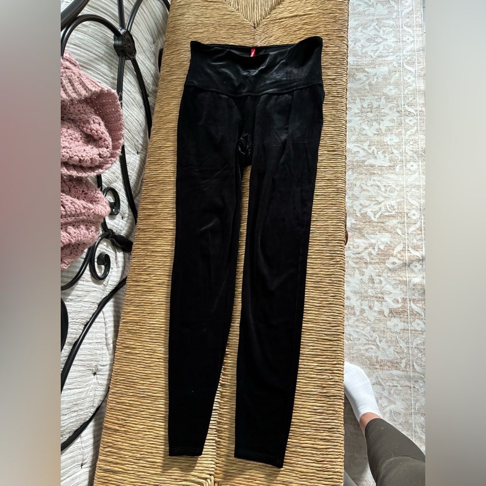 Black Velvet High-Waisted Leggings